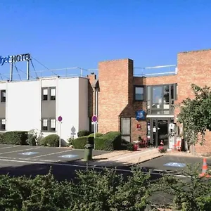 Ibis Budget Ferrand - Le Brezet - Aeroport Hotel